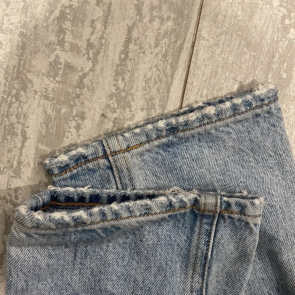 Aritzia Denim Forum The Nina Stovepipe in Tequila Lightly Distressed Long Jeans - Picture 13 of 14